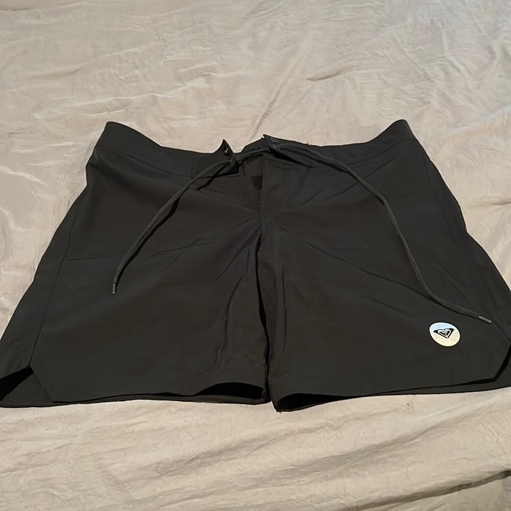 Roxy 7” board shorts